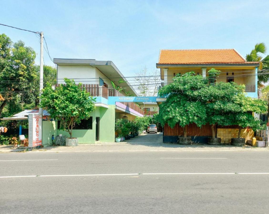 Hotel Gerung 2 Near Luwes Mall Nganjuk Mitra Reddoorz Exterior foto